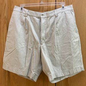 Roundtree & York Men's shorts - relaxed fit
